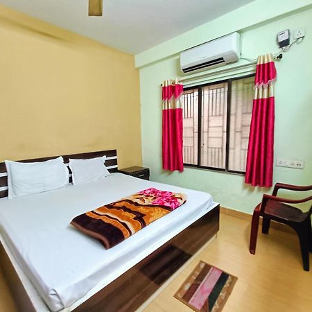 Rest Inn Hotel Newtown Road Near Tata Medical Calcutta  Esterno foto