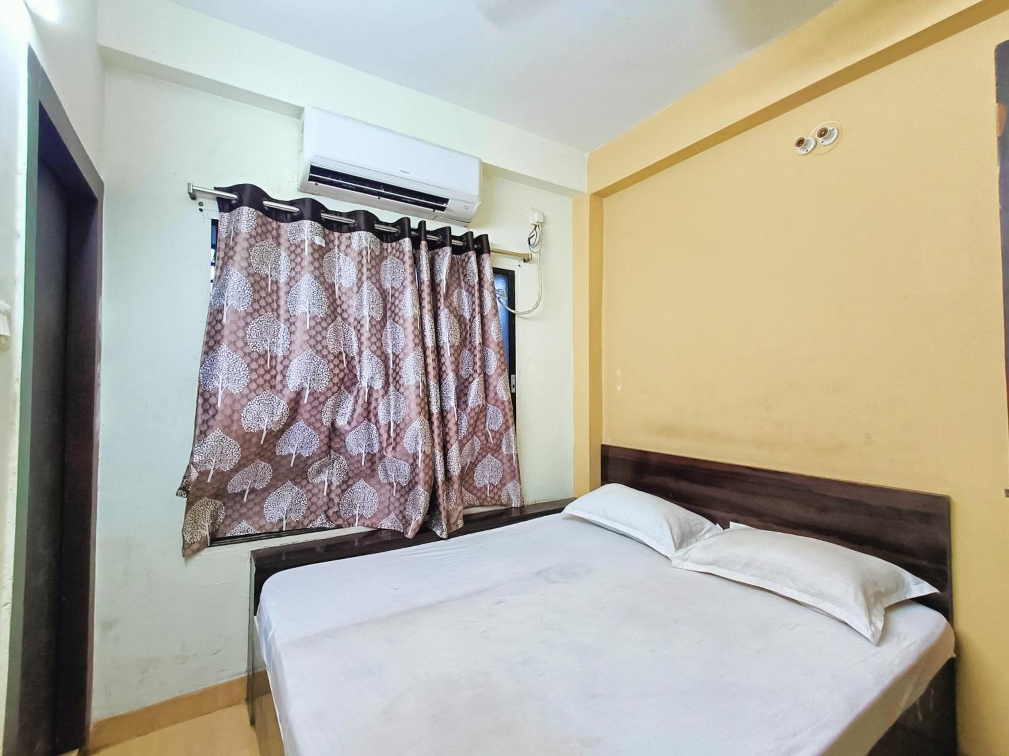 Rest Inn Hotel Newtown Road Near Tata Medical Calcutta  Esterno foto