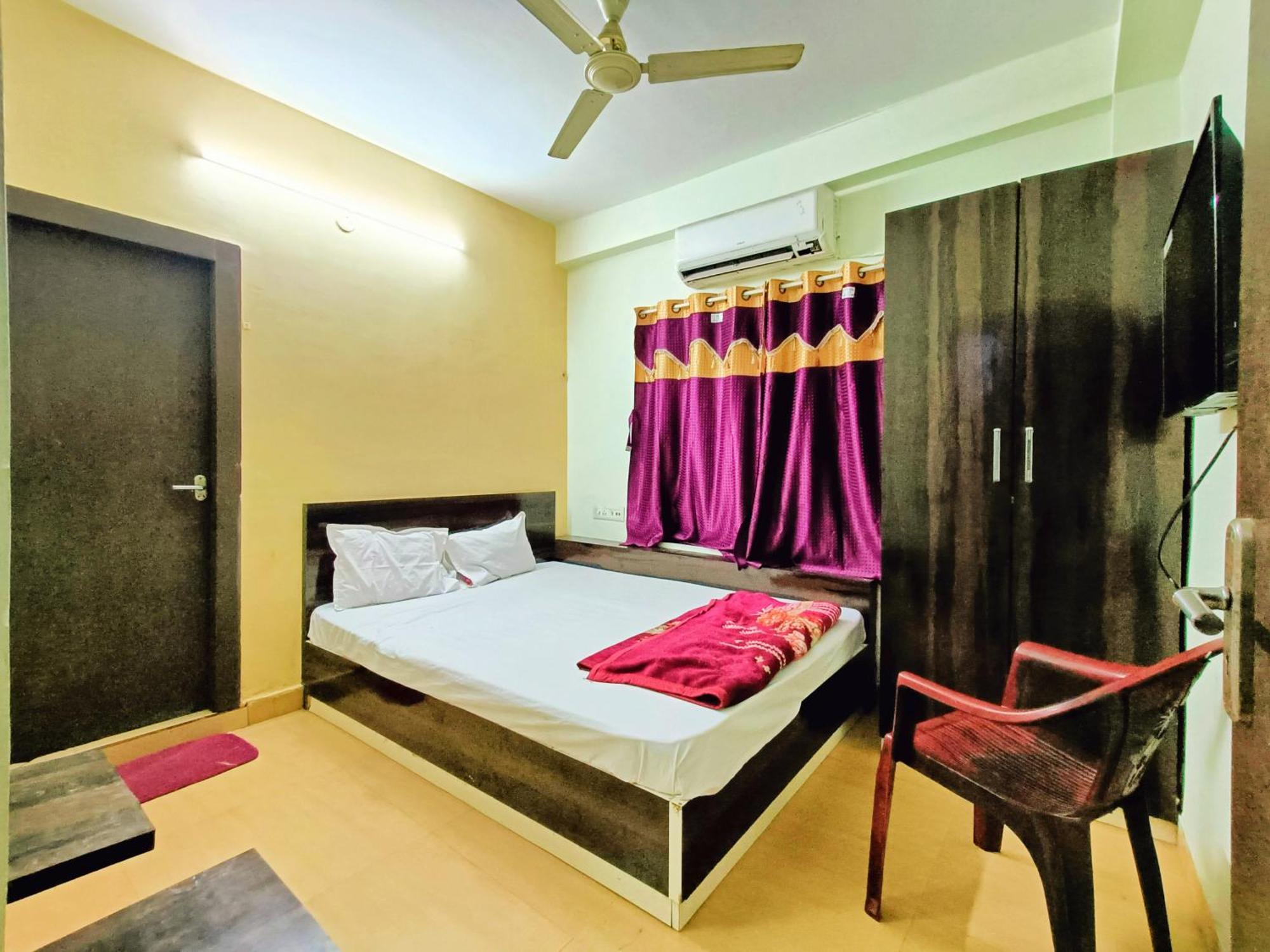 Rest Inn Hotel Newtown Road Near Tata Medical Calcutta  Esterno foto